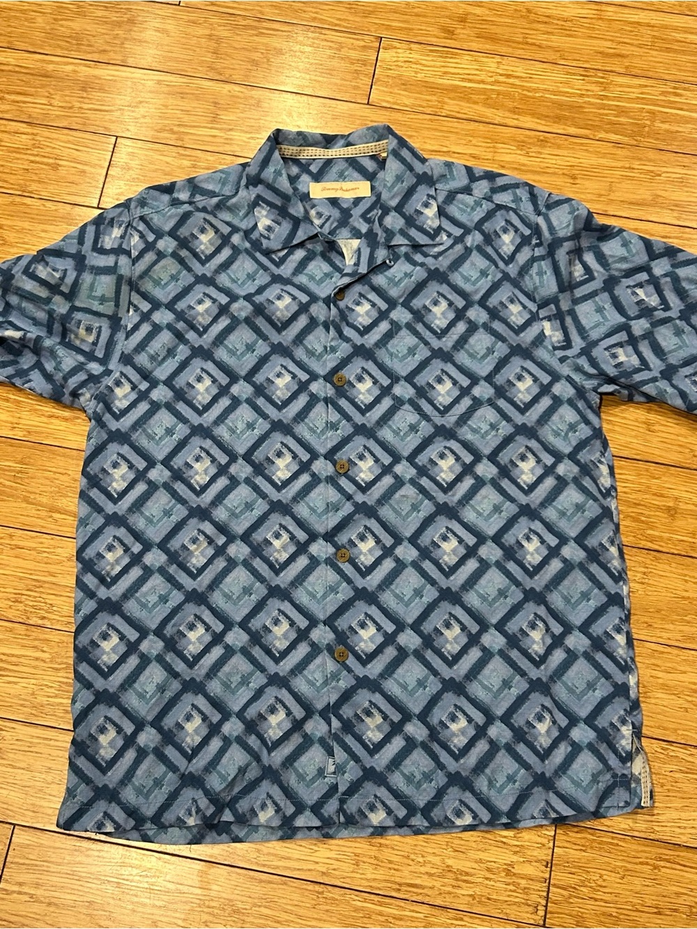 Tommy Bahama Blue Geometric Short-Sleeve Button-Down Silk Shirt M